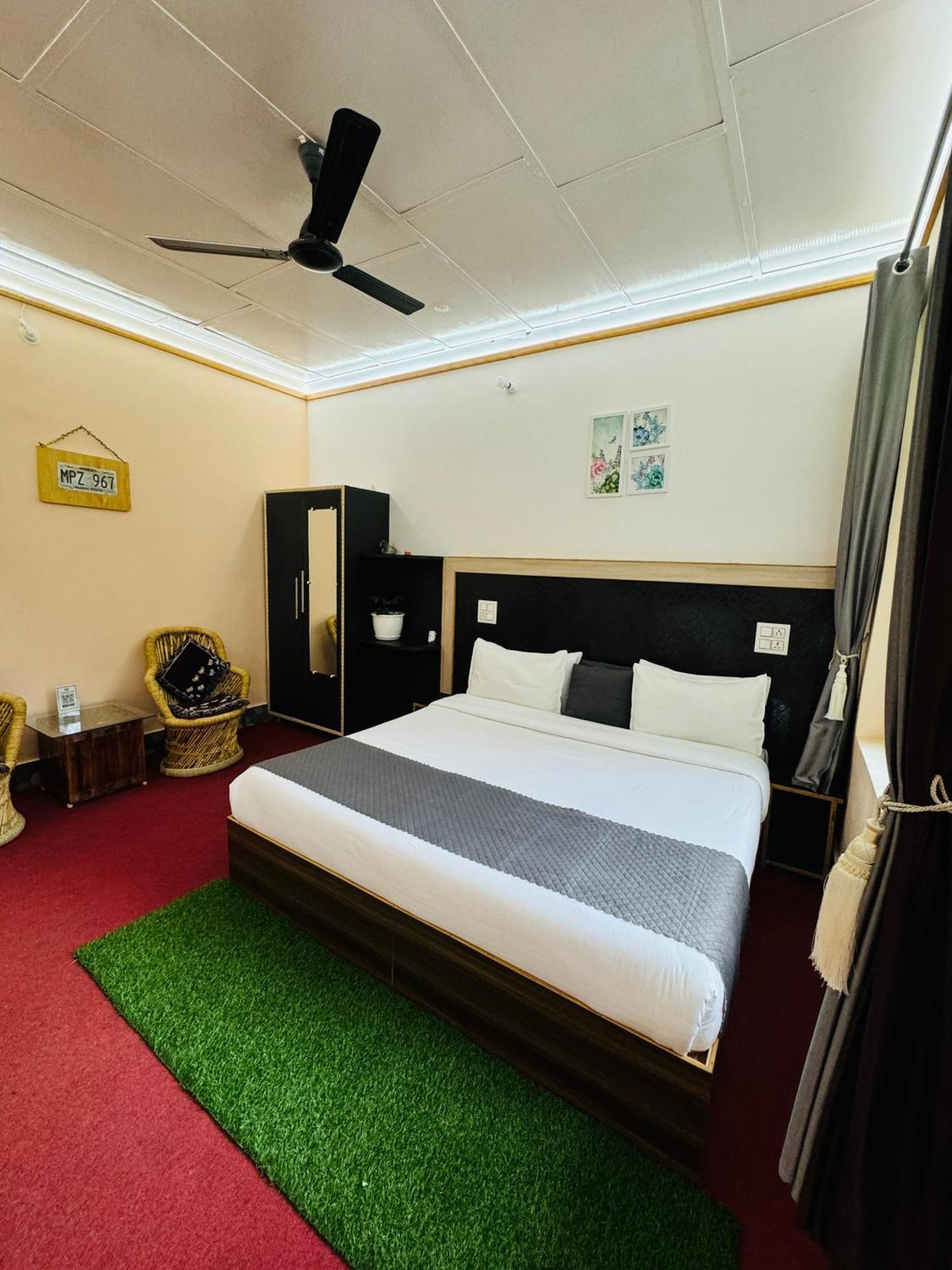 Paradise Inn By Hbr Dharamshala Esterno foto